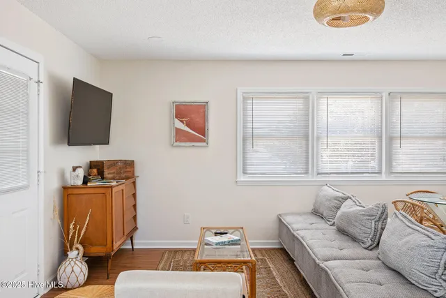 $1,200,000 | 135 North 3rd Avenue, Kure Beach, NC 28449