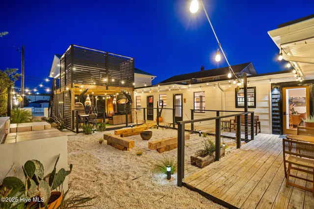 $1,200,000 | 135 North 3rd Avenue, Kure Beach, NC 28449