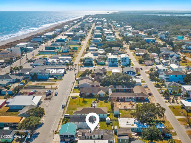 $1,200,000 | 135 North 3rd Avenue, Kure Beach, NC 28449