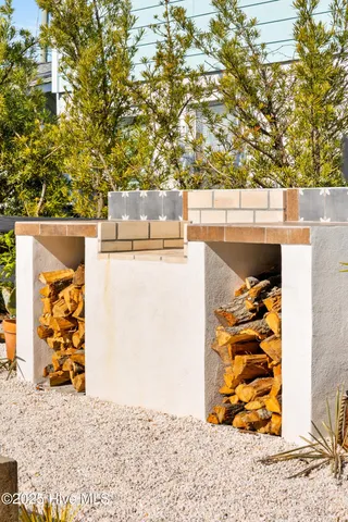 $1,200,000 | 135 North 3rd Avenue, Kure Beach, NC 28449