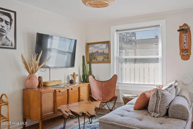 $1,200,000 | 135 North 3rd Avenue, Kure Beach, NC 28449