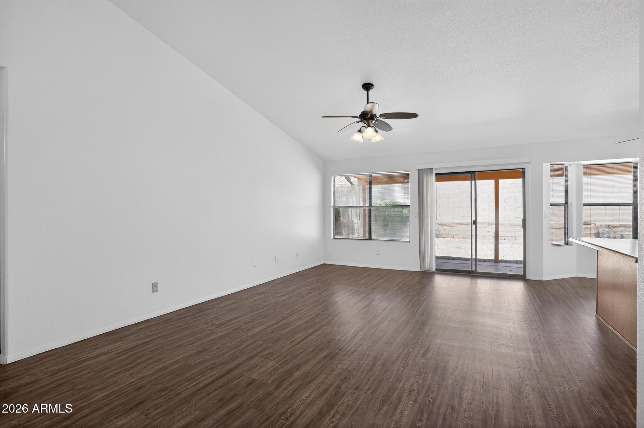 2524 East Indigo Brush Road Phoenix, AZ 85048 - Photo 7 of 21