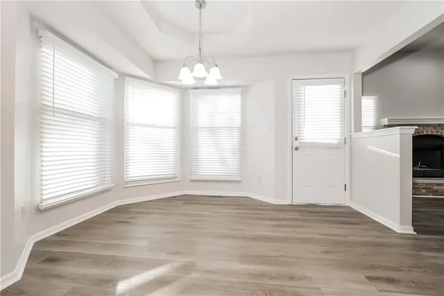 $2,305 | 545 Southeast Ashton Court, Lee's Summit, MO 64063