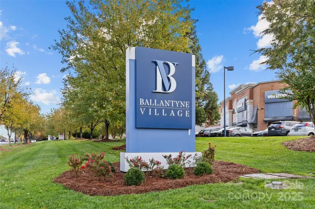 $930,000 | 11209 Flenniken Court, Charlotte, NC 28277