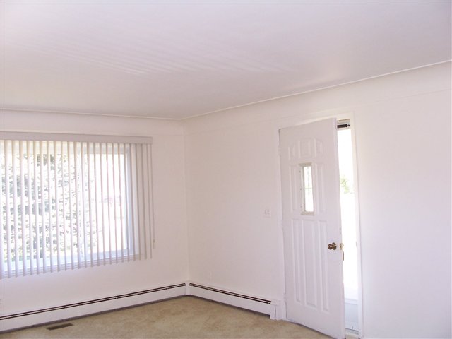4319 Atkins Road Port Huron, MI 48060 - Photo 15 of 22 31058997-14.JPG