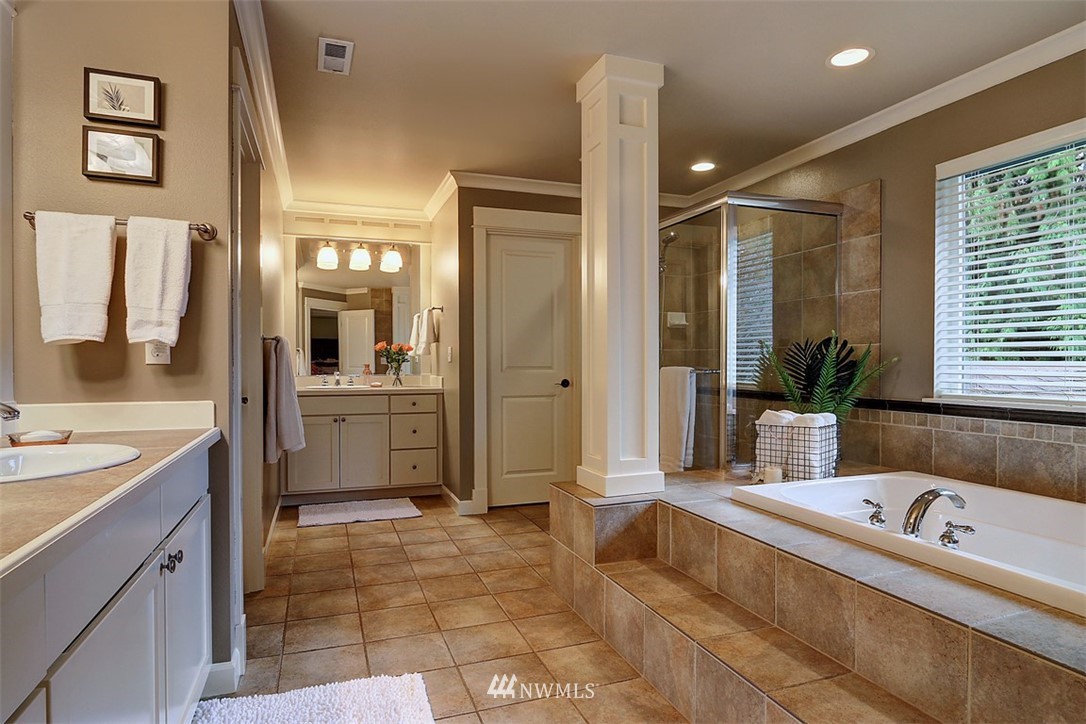 8613 Northeast 198th Street Bothell, WA 98011 - Photo 12 of 17 Gallery Image 12