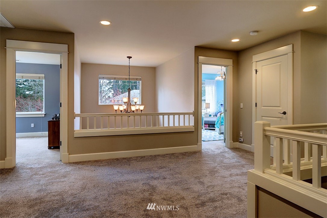 8613 Northeast 198th Street Bothell, WA 98011 - Photo 10 of 17 Gallery Image 10