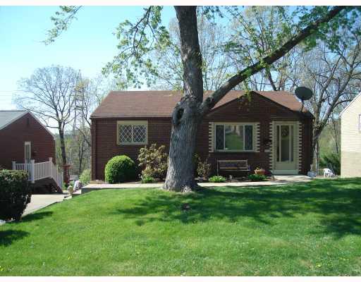 804 Highview Road Pittsburgh, PA 15234 - Photo 1 of 13 Exterior Front.
