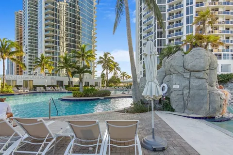$1,650,000 | 18001 Collins Avenue, Unit 2209, Sunny Isles Beach, FL 33160