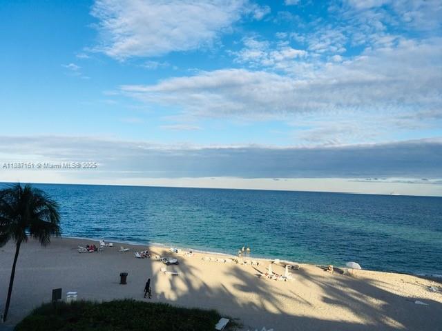 18001 Collins Avenue, Unit 2209 Sunny Isles Beach, FL 33160 - Photo 23 of 27 a view of an ocean