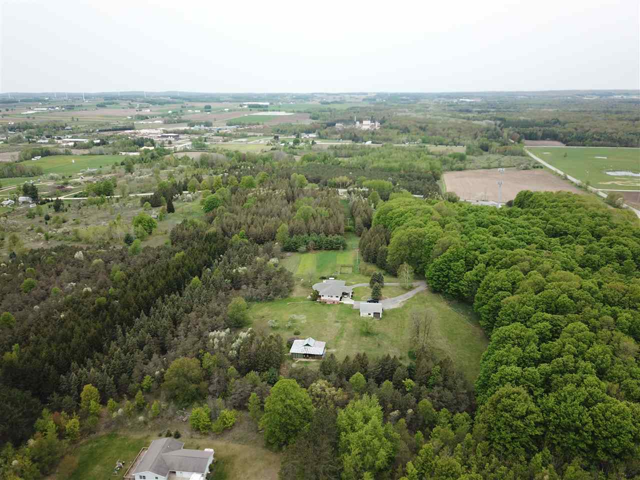 9185 South Decker Road McBain, MI 49657 - Photo 6 of 62 1847211-5.JPG