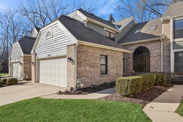 $469,000 | 11466 Ashley Woods Drive, Westchester, IL 60154