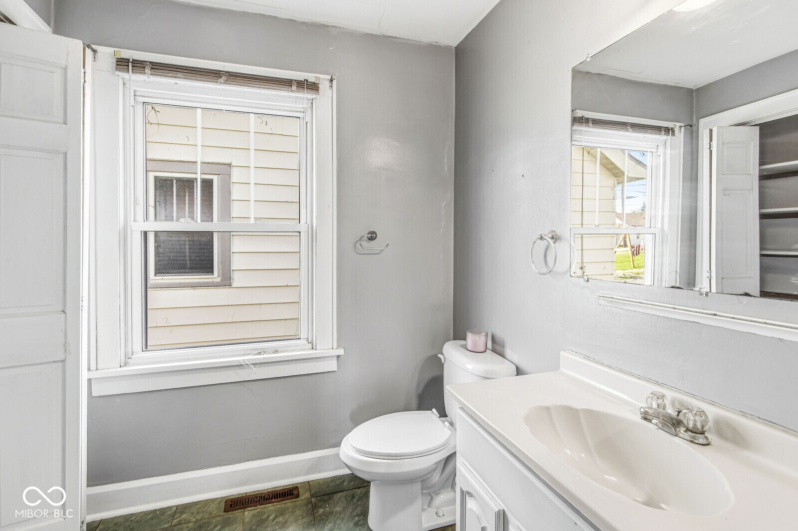 1526 Main Street Beech Grove, IN 46107 - Photo 23 of 29