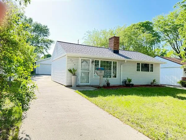 $249,900 | 2715 South 50th Street, Milwaukee, WI 53219
