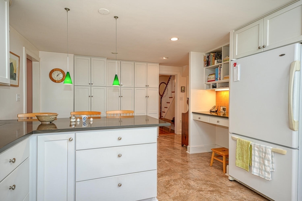 139 Dalton Road Belmont, MA 02478 - Photo 15 of 41 Gallery Image 15