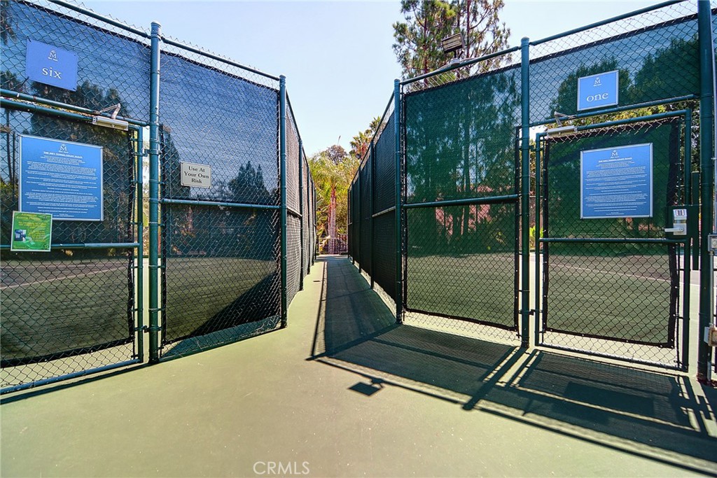 5510 Owensmouth Avenue, Unit 301 Woodland Hills, CA 91367 - Photo 15 of 22