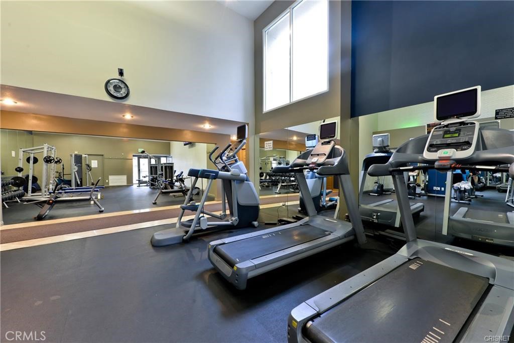 5510 Owensmouth Avenue, Unit 301 Woodland Hills, CA 91367 - Photo 16 of 22 a view of a room with gym equipment
