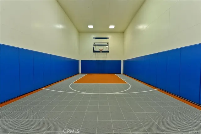 a view of a room with a small space