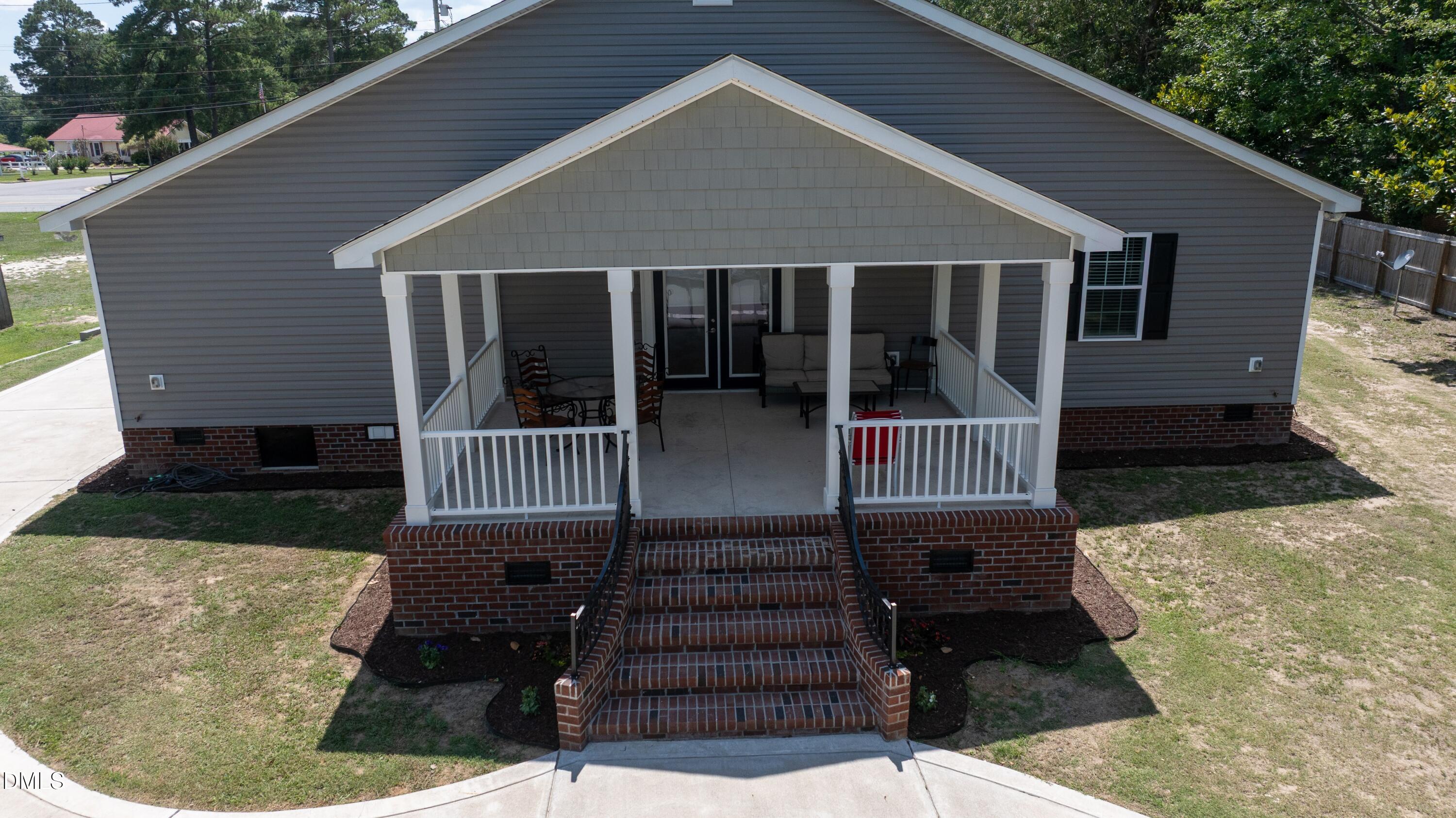 730 NW Boulevard Clinton, NC 28328 - Photo 12 of 68 Rear Covered Porch!