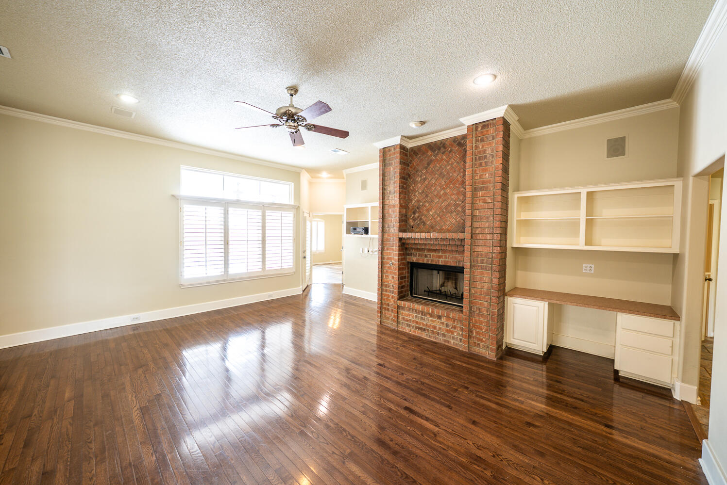 10907 Raleigh Avenue Lubbock, TX 79424 - Photo 2 of 27 DSC00953