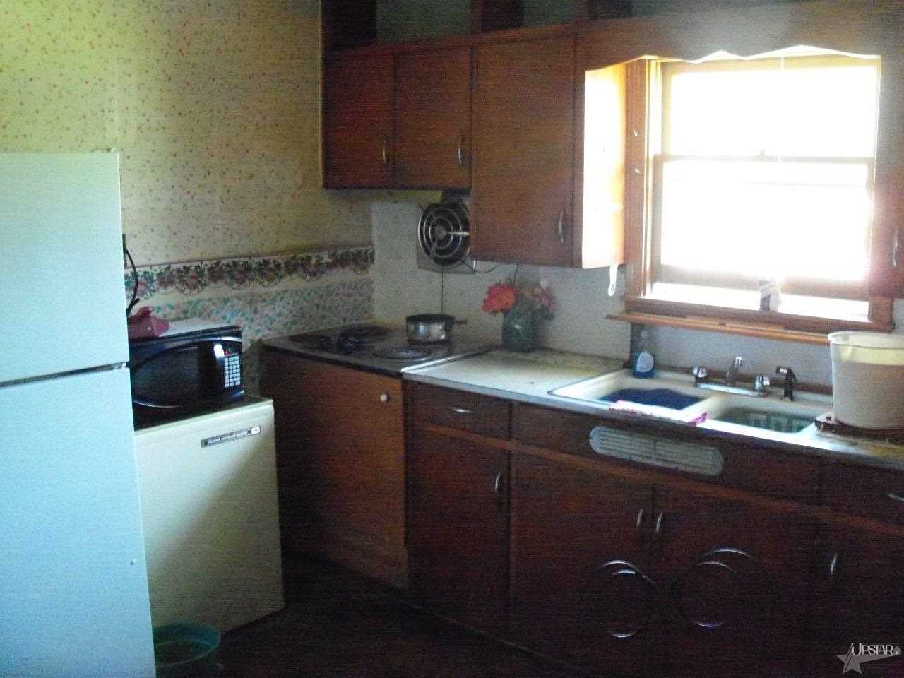 405 Janke Street Butler, IN 46721 - Photo 4 of 4