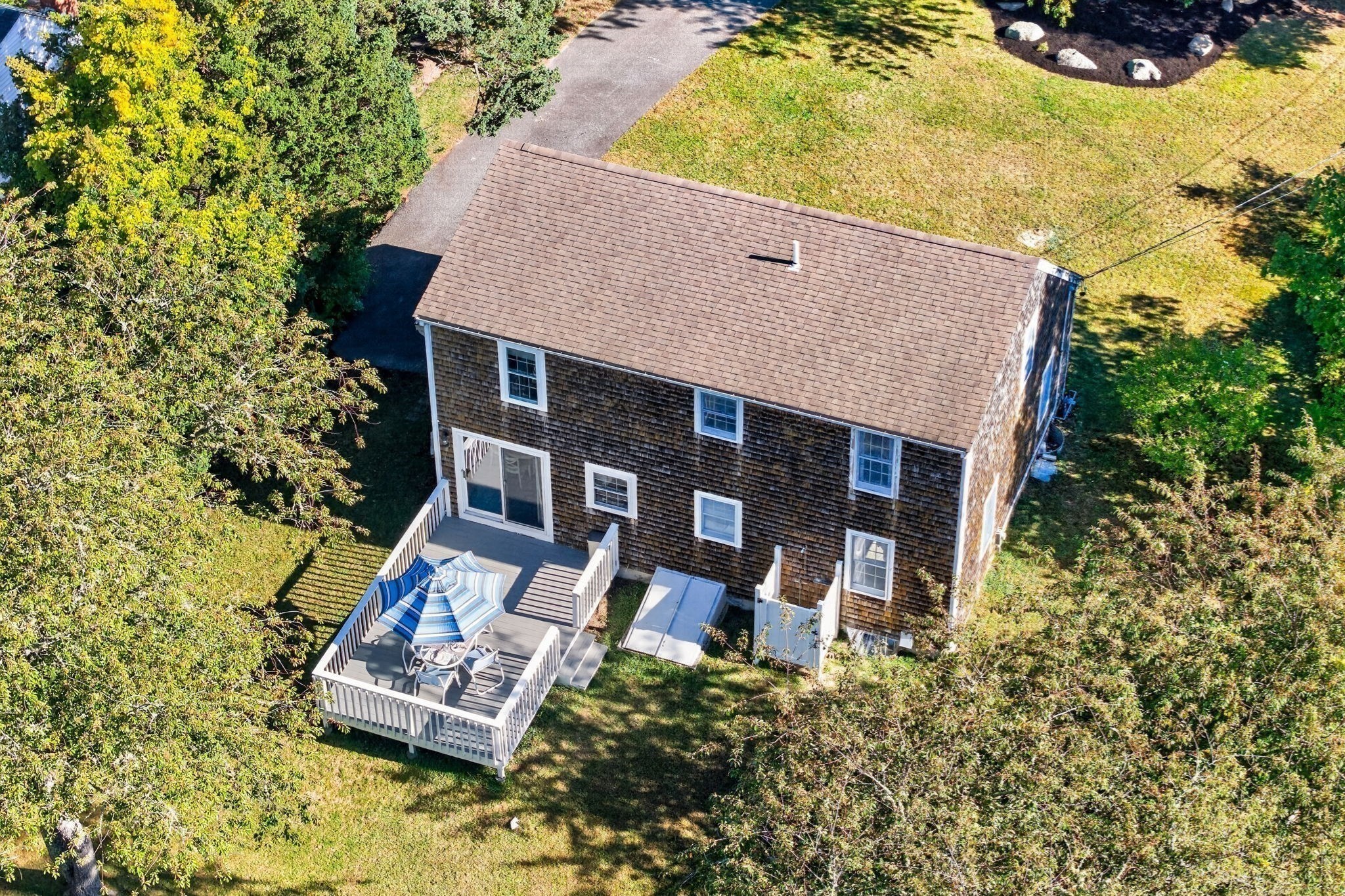 908 Shore Road Bourne, MA 02559 - Photo 5 of 42 Gallery Image 5