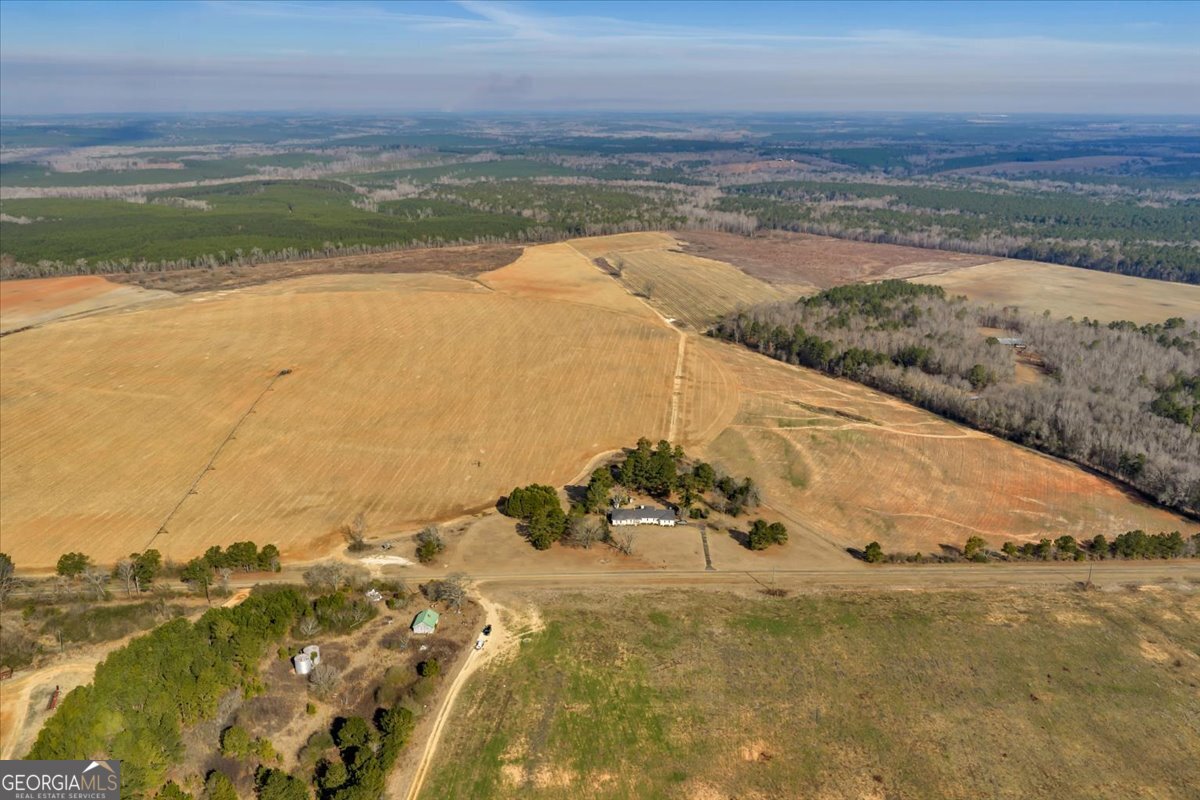 412 Red Dog Farm Road Cochran, GA 31014 - Photo 65 of 76 a view of an ocean and beach