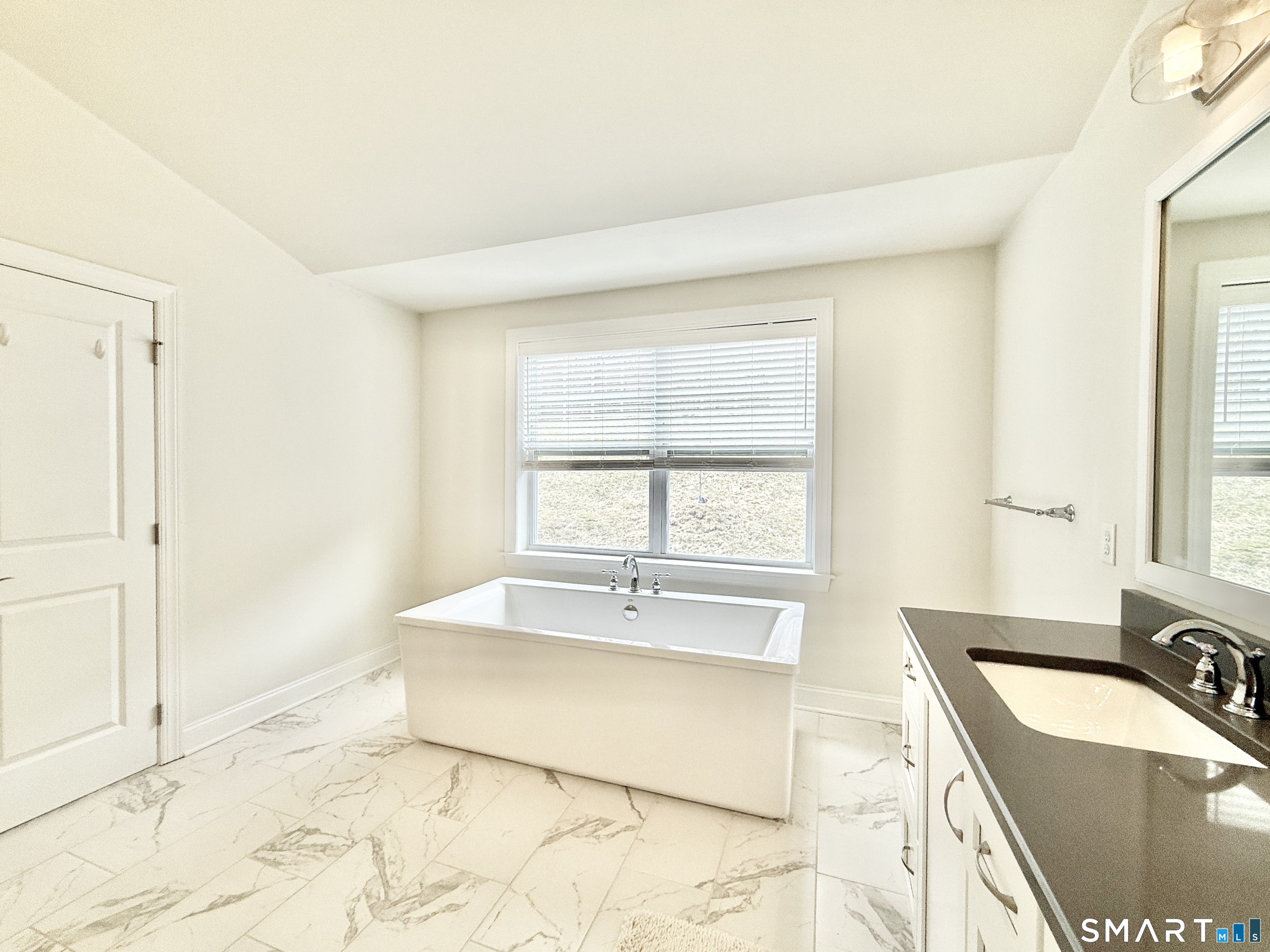 48 Winding Ridge Way, Unit 48 Danbury, CT 06810 - Photo 17 of 40
