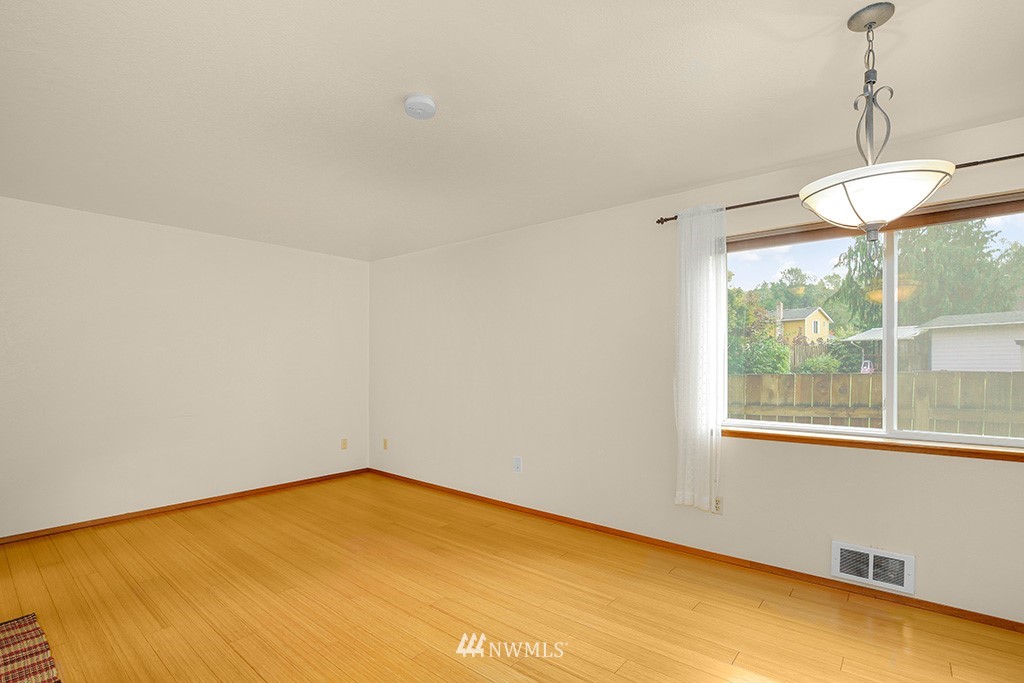 22526 14th Place West Bothell, WA 98021 - Photo 11 of 25 a view of an empty room with a window