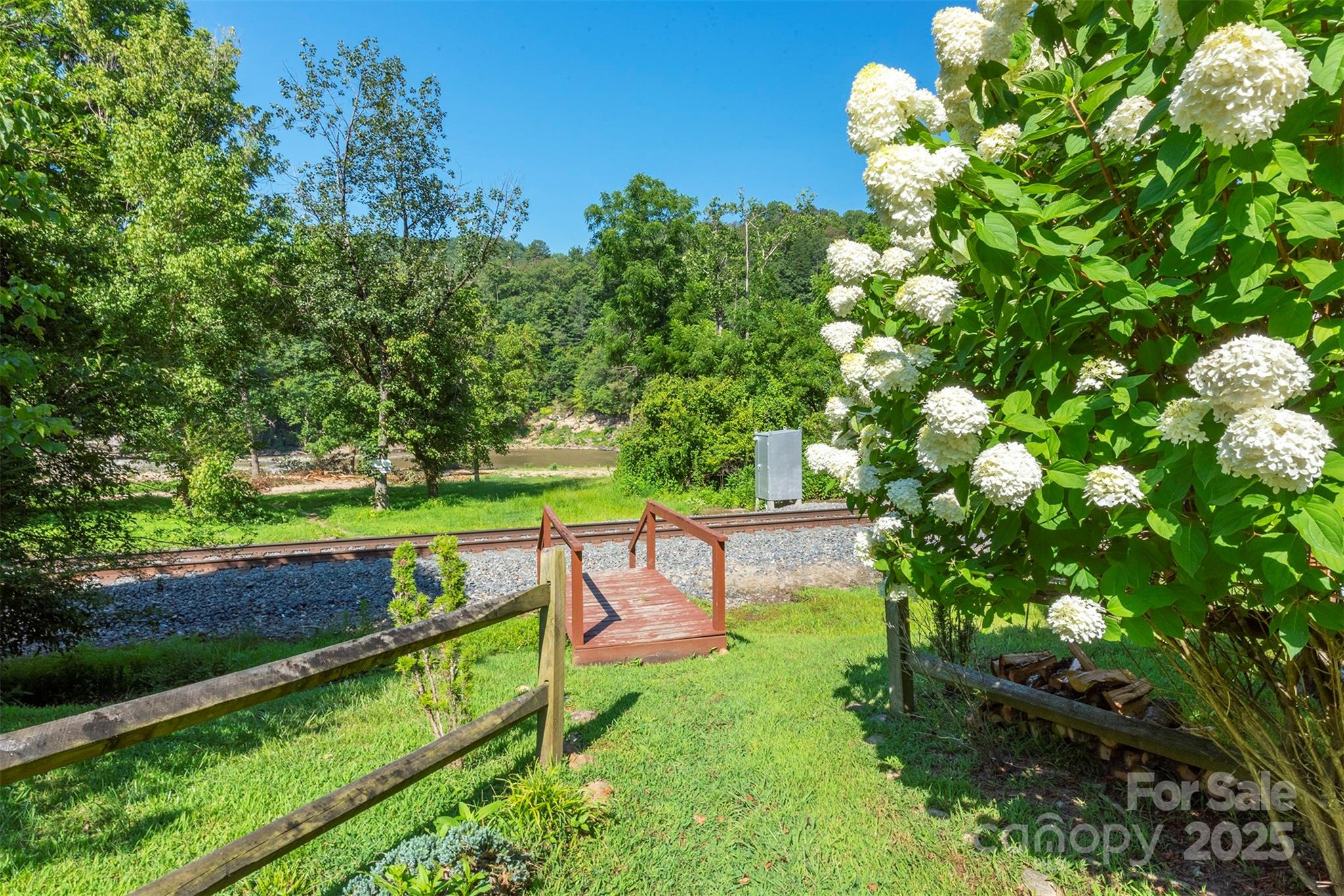 230 White Rapid Road Marshall, NC 28753 - Photo 19 of 29 a view of backyard with sitting area
