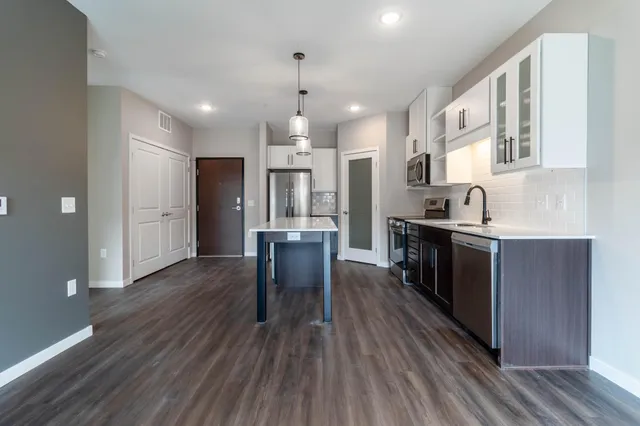 $1,705 | 6450 37th Avenue Northwest, Unit 314, Rochester, MN 55901