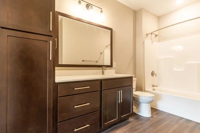 $1,705 | 6450 37th Avenue Northwest, Unit 314, Rochester, MN 55901