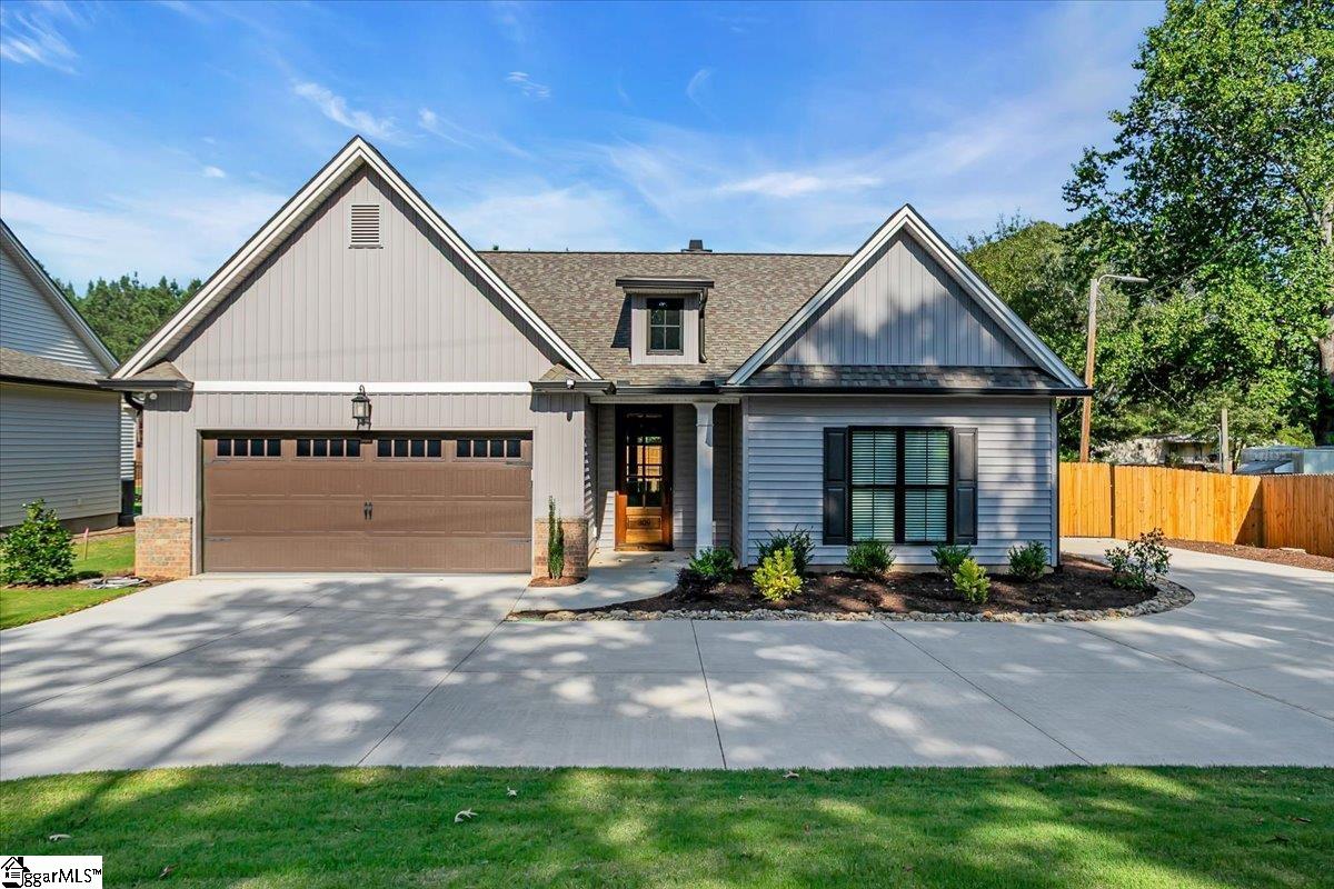 309 Palmetto Road Pelzer, SC 29669 - Photo 1 of 38