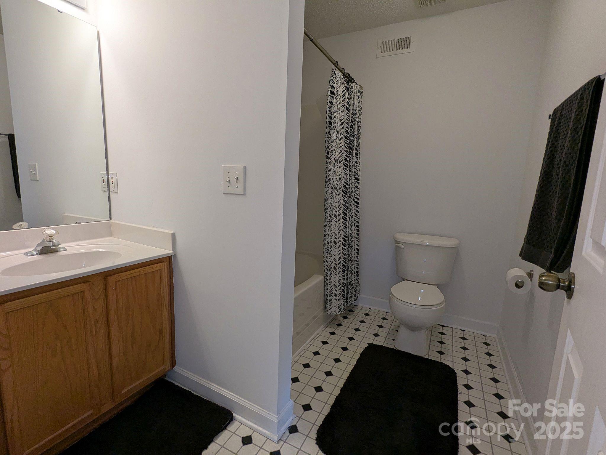 1032 Valley Forge Road Clover, SC 29710 - Photo 12 of 26 Gallery Image 12