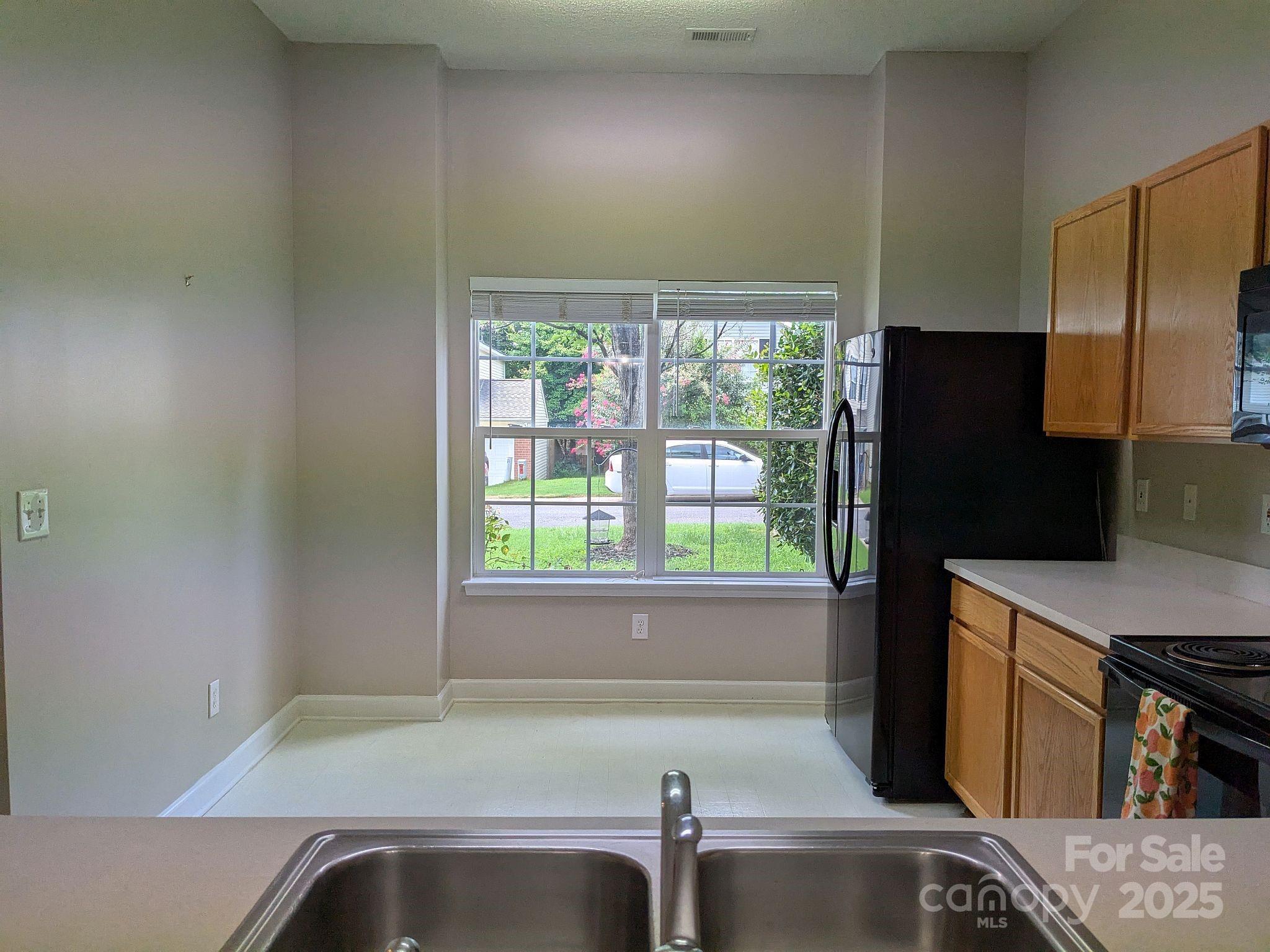 1032 Valley Forge Road Clover, SC 29710 - Photo 4 of 26 Gallery Image 4