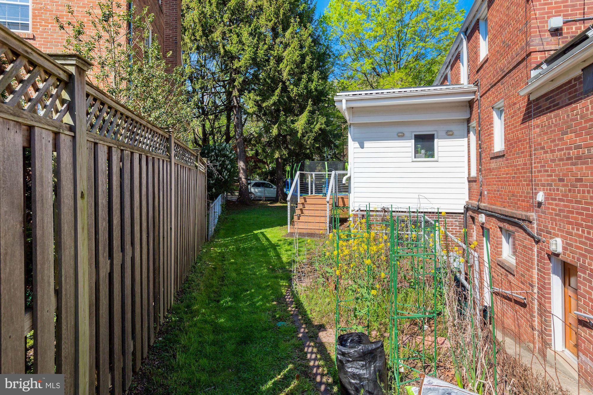3640 Everett Street Northwest Washington, DC 20008 - Photo 26 of 29