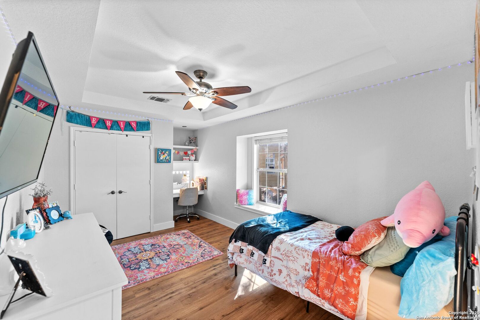 1265 Hillside Oaks Drive La Vernia, TX 78121 - Photo 26 of 72 a bedroom with furniture and a bed