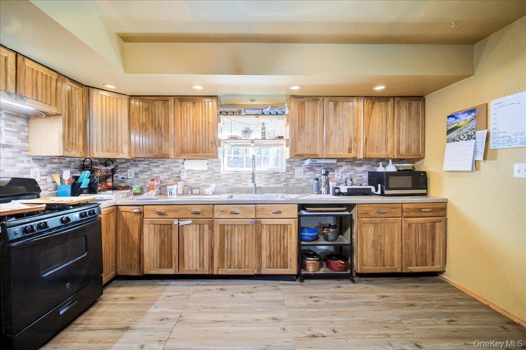 80 Jones Road Pine Bush, NY 12566 - Photo 11 of 44