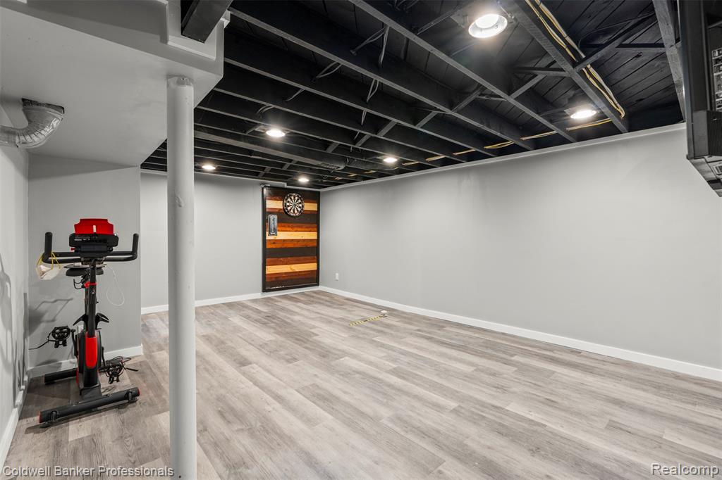 1528 East Maple Road Birmingham, MI 48009 - Photo 19 of 42 Gallery Image 19