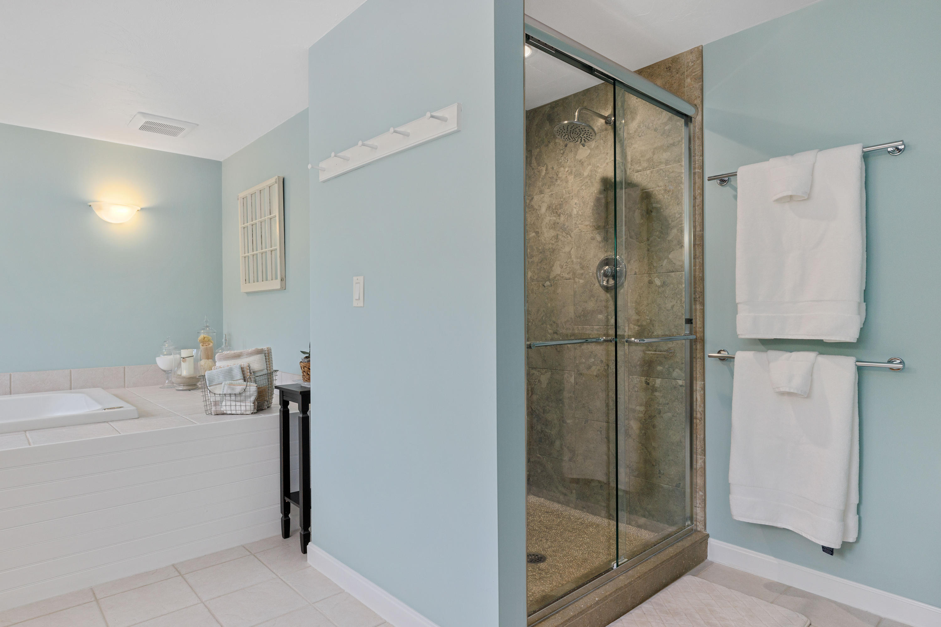 15 Rabbit Run West Harwich, MA 02671 - Photo 38 of 68 Tub & shower
