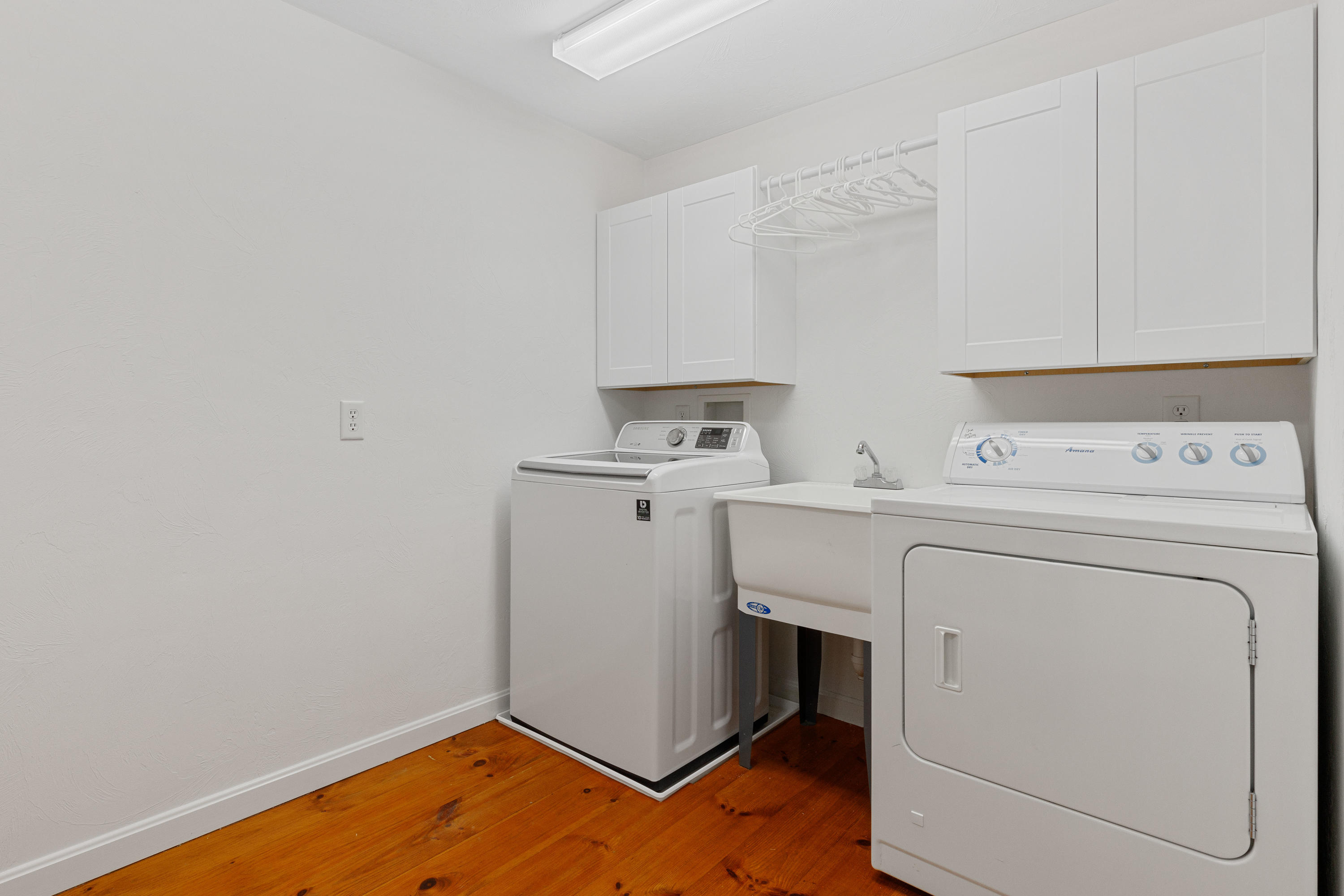 15 Rabbit Run West Harwich, MA 02671 - Photo 48 of 68 Laundry room