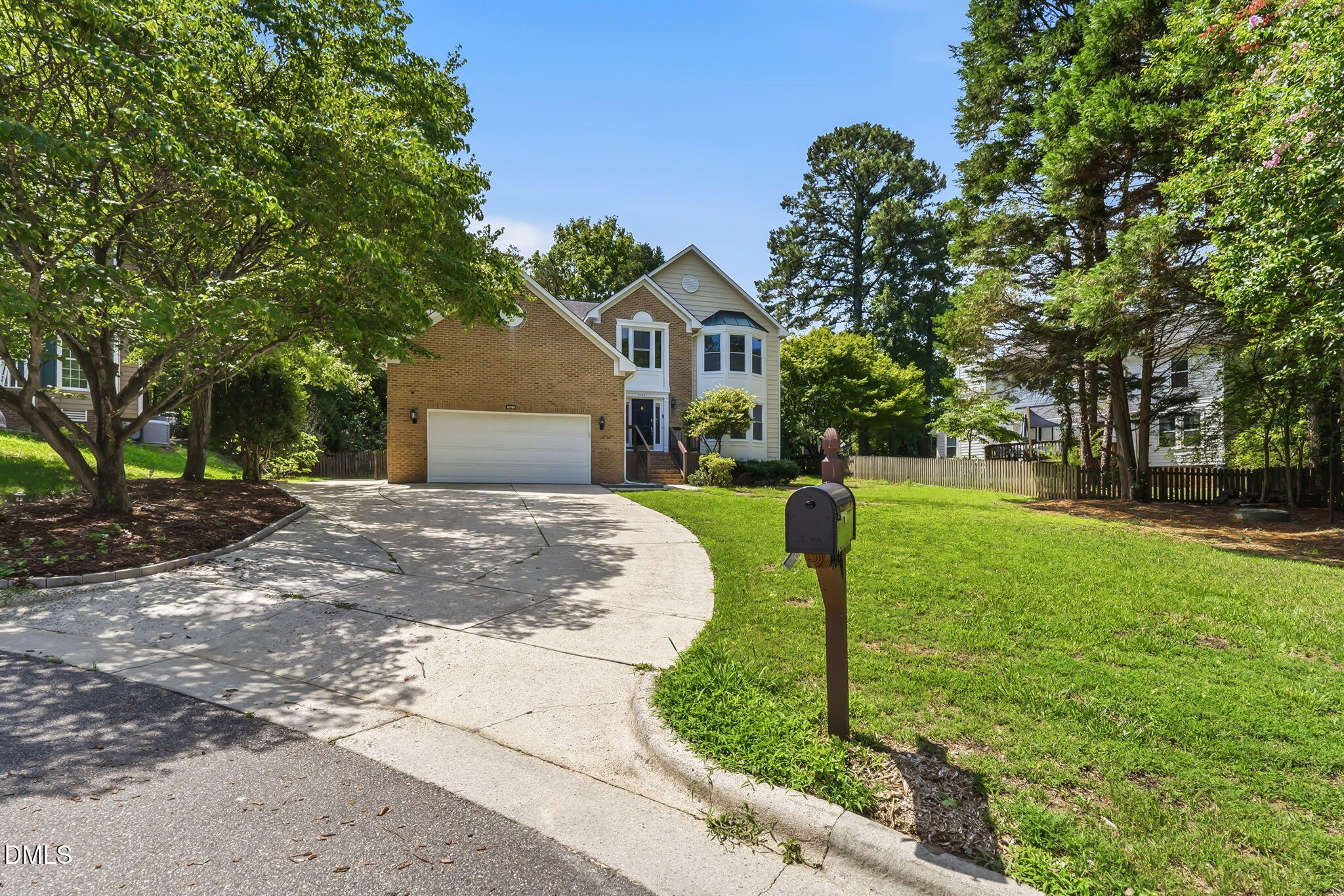 4409 Queenstown Court Raleigh, NC 27612 - Photo 5 of 52 4409 Queenstown Ct