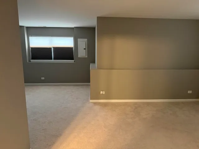 $289,999 | 3050 Nicklaus Lane, Wadsworth, IL 60083