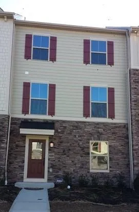 $2,650 | 420 Fairmont Drive, Warrendale, PA 15086