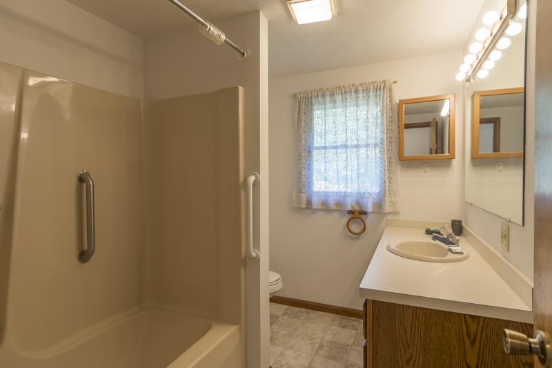 8464 South Schomberg Road Cedar, MI 49621 - Photo 10 of 24 1803858-9.JPG