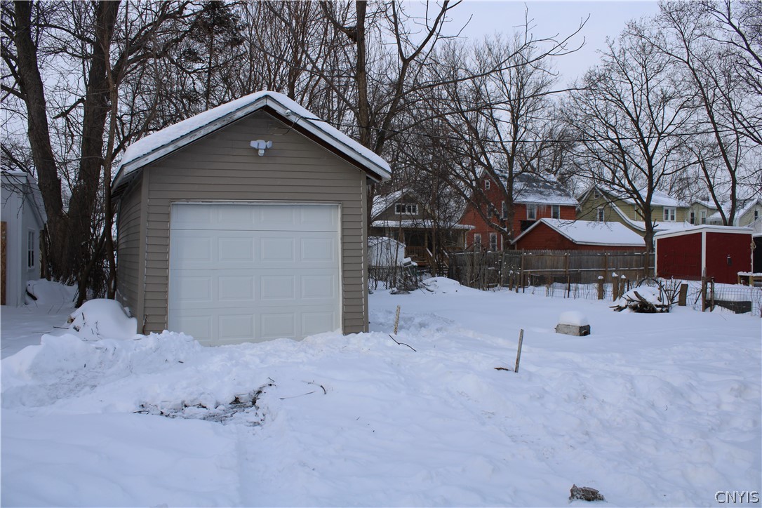 203 Brookline Road Salina, NY 13208 - Photo 4 of 29