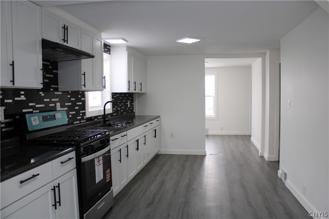 203 Brookline Road Salina, NY 13208 - Photo 8 of 29