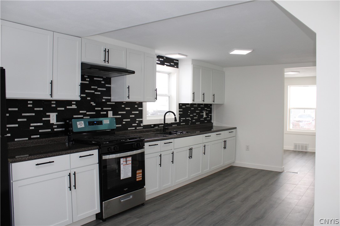 203 Brookline Road Salina, NY 13208 - Photo 9 of 29