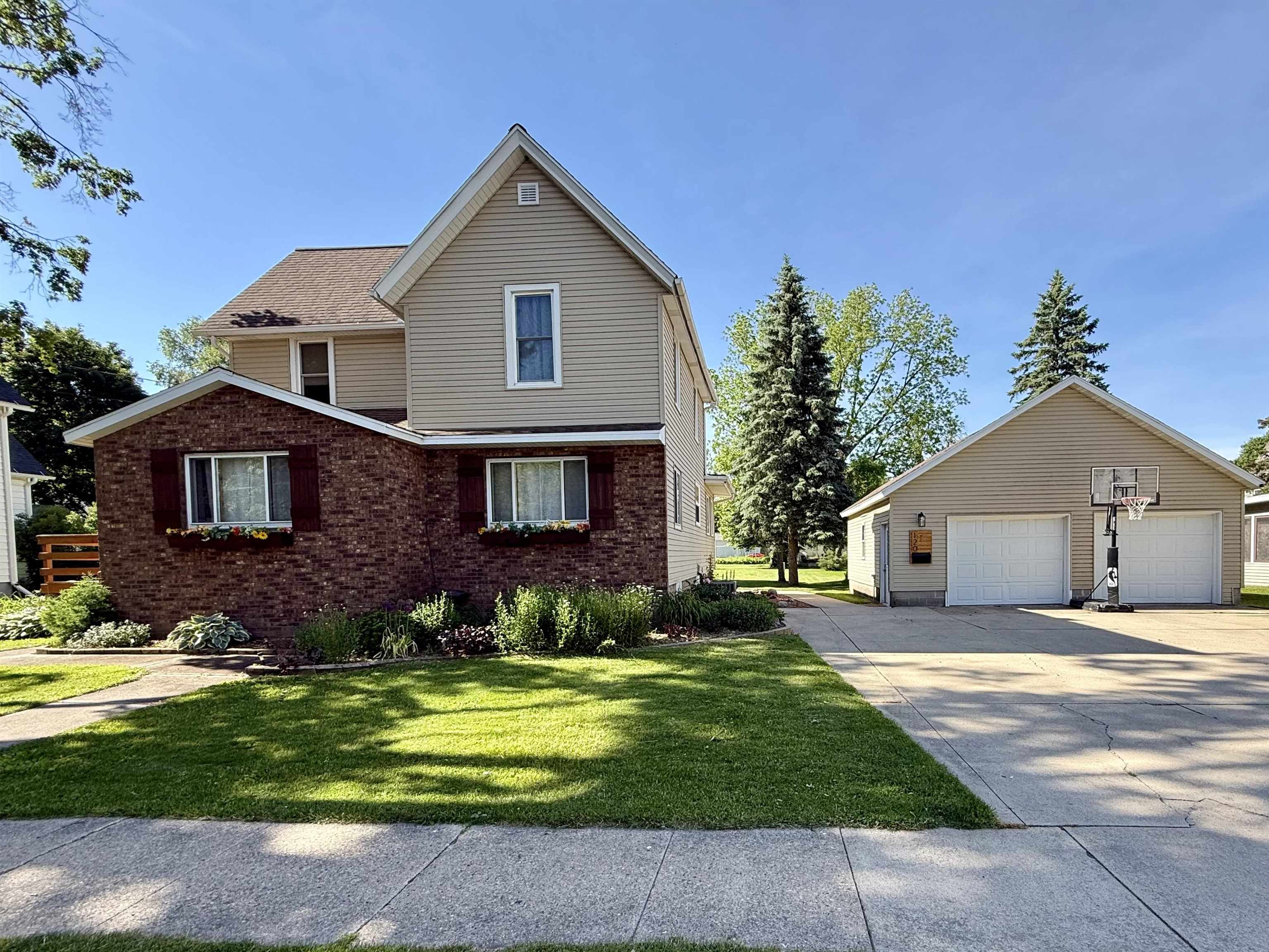 120 Pierce Street Randolph, WI 53956 - Photo 5 of 90