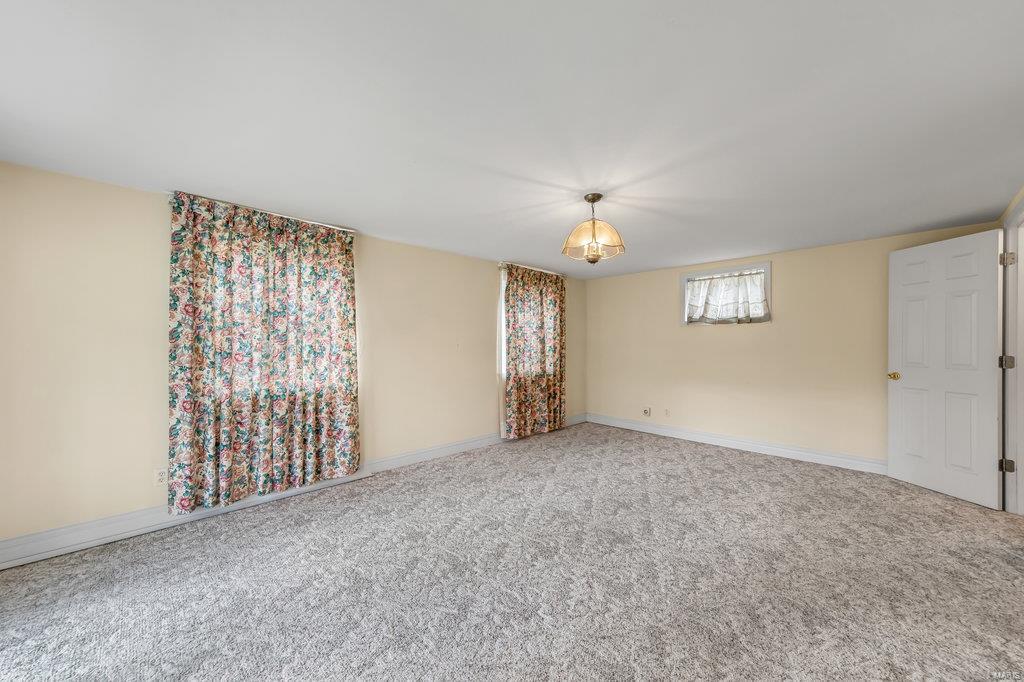 12840 West Watson Road St. Louis, MO 63127 - Photo 33 of 44 Gallery Image 33